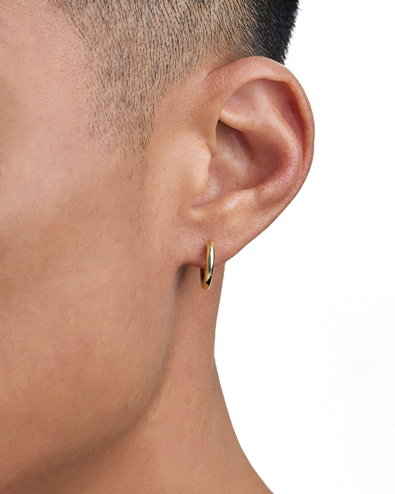 HOOP ピアス 18K Gold 着用写真