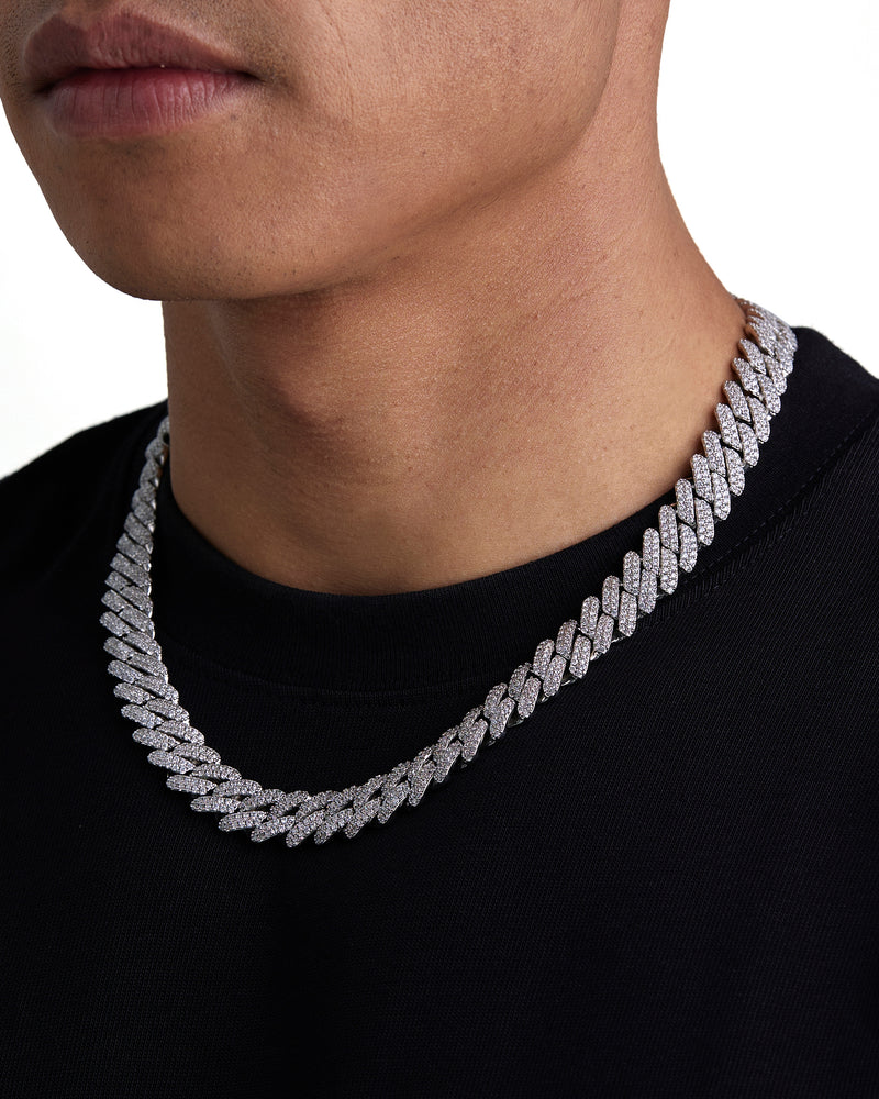 ICE PRONG 13mm キューバン チェーン White Gold 着用写真