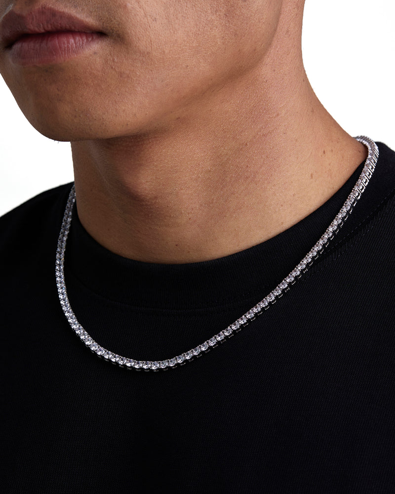 ICE SPARKLER 4mm テニス チェーン White Gold 着用写真