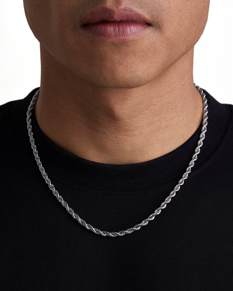 THE ROPE 4mm ロープ チェーン White Gold 着用写真
